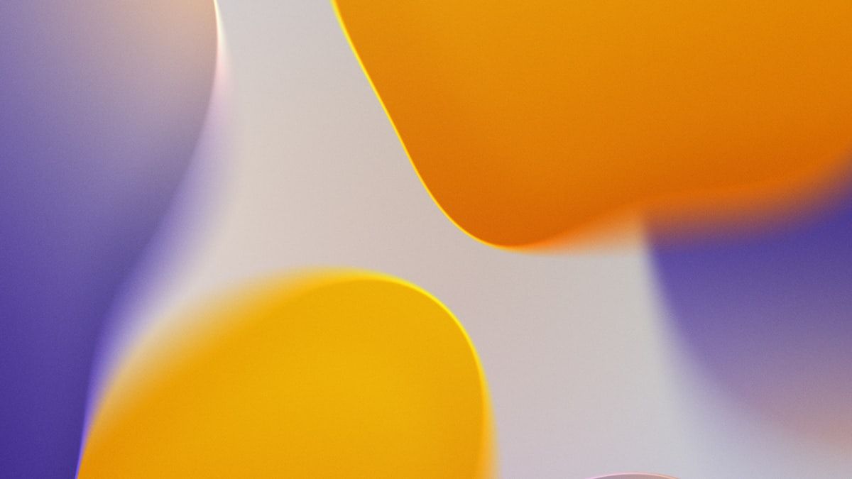 典型的な失敗からの逆算を表す、オレンジと紫の光沢のある曲面の抽象的な3D