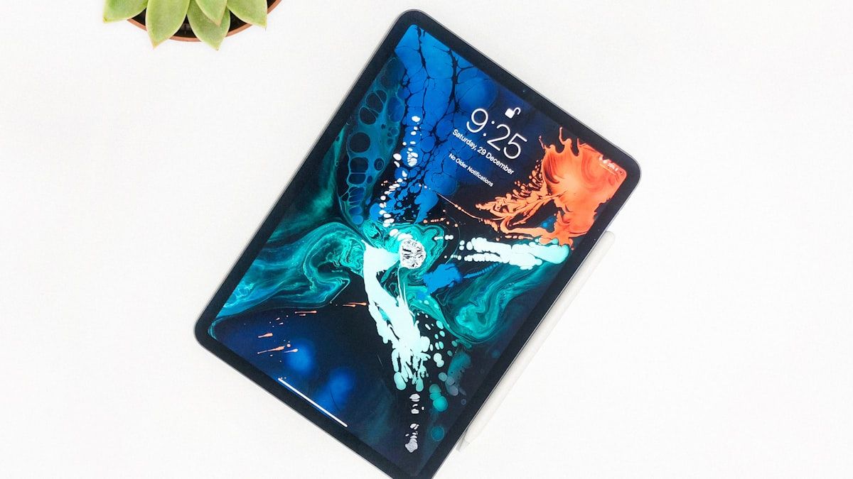 持ち運べるホームページ作成環境としてのタブレット